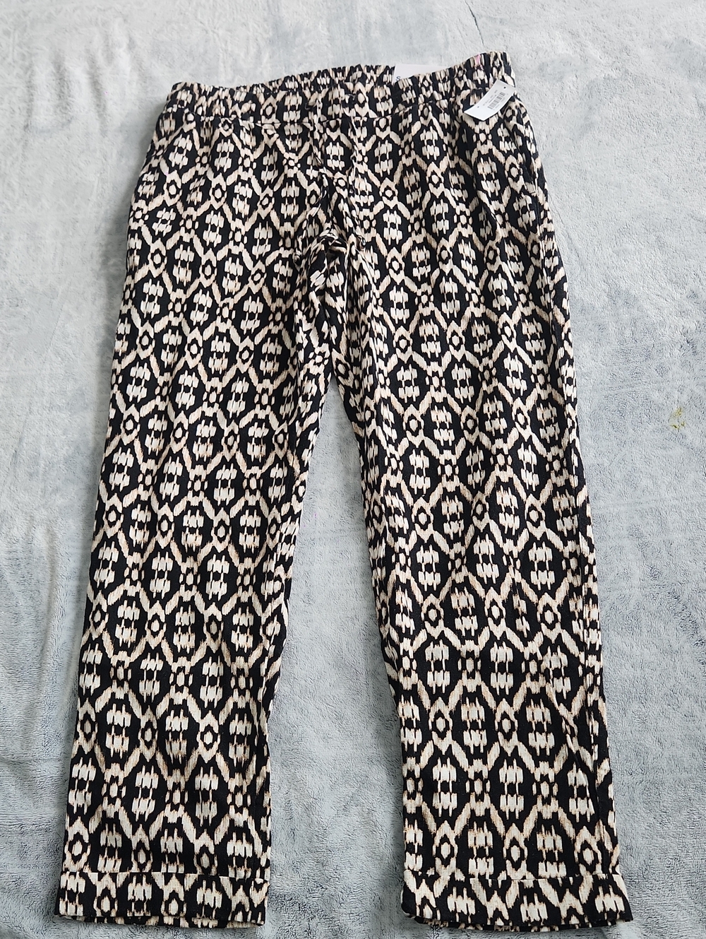 Old Navy Black and Cream Patterned Pants with Brown Accents
